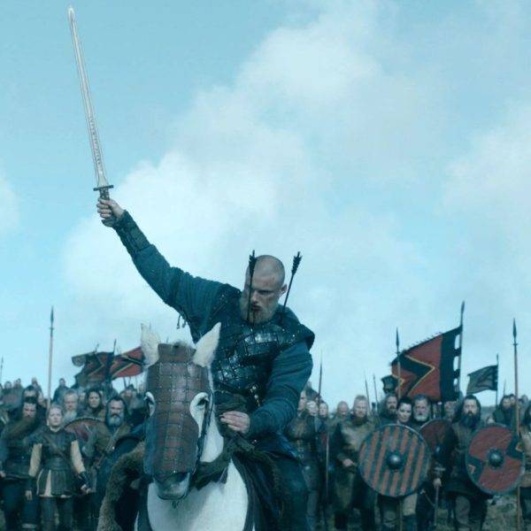 Archery on the Small Screen: Dark Age Bows…